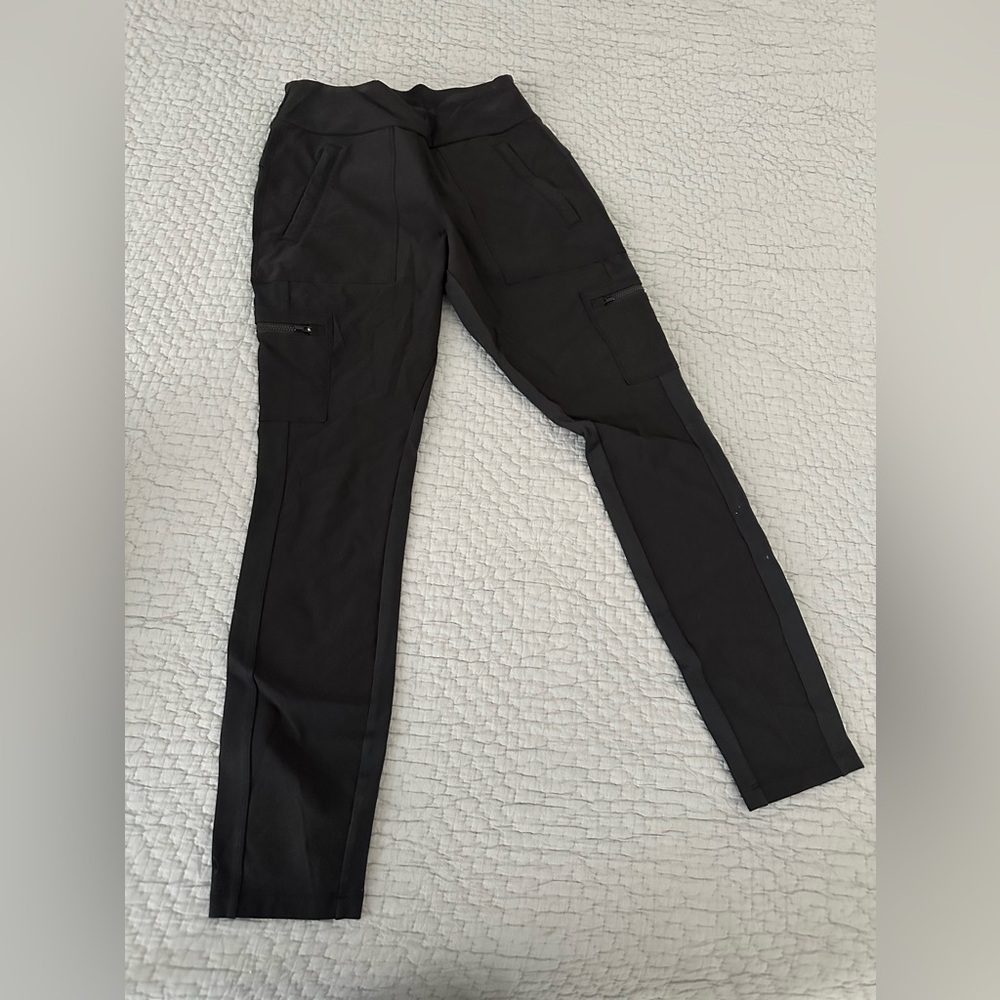Athleta Black Cargo Leggings
